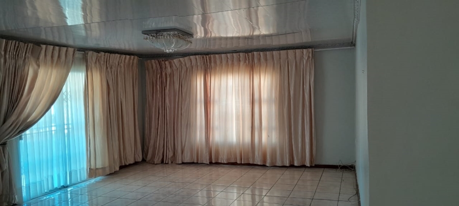 3 Bedroom Property for Sale in Northcrest Eastern Cape